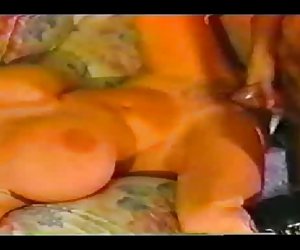 蒂凡尼塔 w 羅恩傑瑞米-古典大胸部