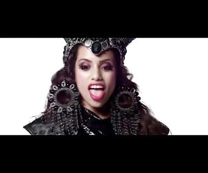 lupe 富恩特斯-我們是党 (色情版)